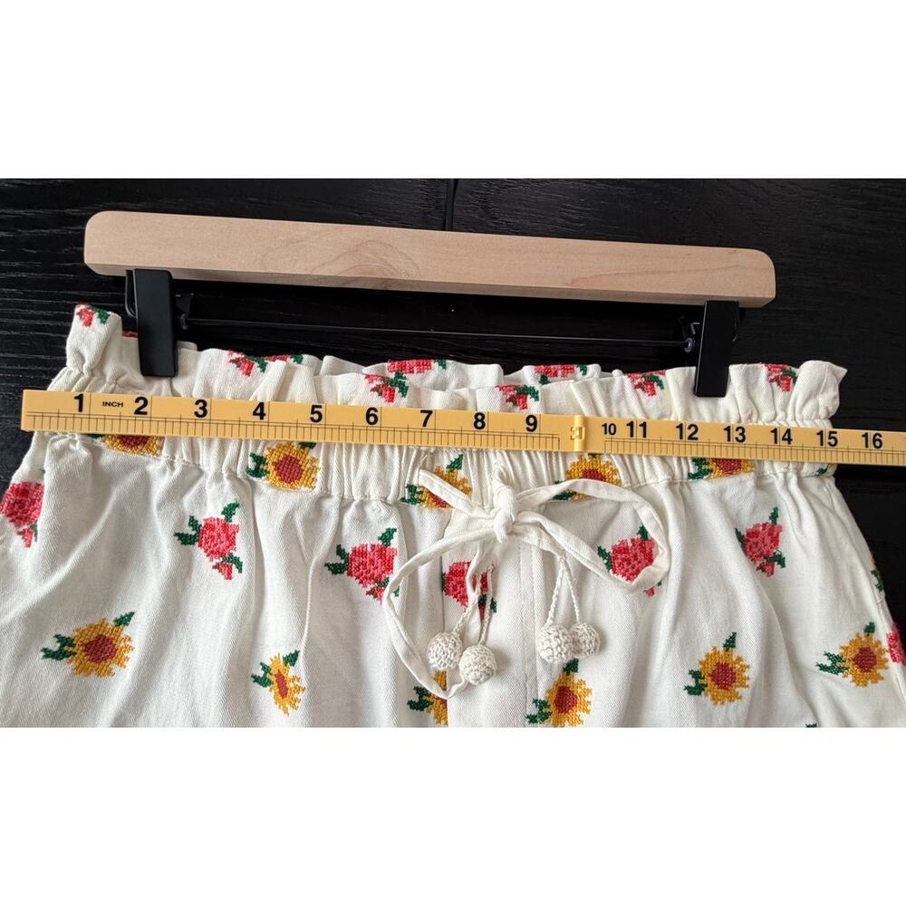 Farm Rio NEW Cross Stitch Flowers Embroidered Pants Off-White, M/L - Picture 6 of 13